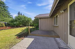 1215 Rio Glen Dr, Eugene, OR 97401 - Photo 31