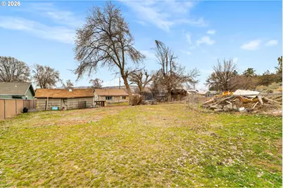 2460 SE Melrose Dr, Prineville, OR 97754 - Photo 13