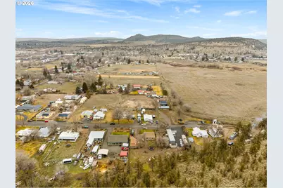 2460 SE Melrose Dr, Prineville, OR 97754 - Photo 27