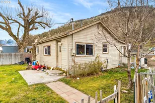 2460 S E Melrose Dr, Prineville, OR 97754 - Photo 17