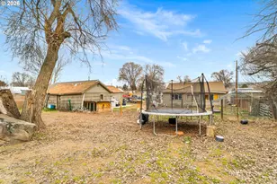 2460 S E Melrose Dr, Prineville, OR 97754 - Photo 15