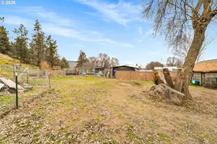 2460 S E Melrose Dr, Prineville, OR 97754 - Photo 21