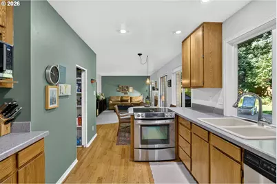 18761 Indian Creek Way, Lake Oswego, OR 97035 - Photo 9