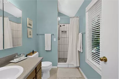 18761 Indian Creek Way, Lake Oswego, OR 97035 - Photo 17