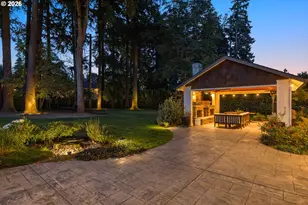 4725 Upper Dr, Lake Oswego, OR 97035 - Photo 39