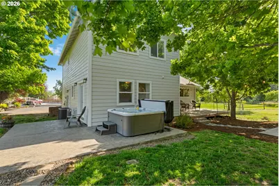 1051 Cannon Dr, Hood River, OR 97031 - Photo 25