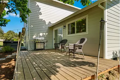 1051 Cannon Dr, Hood River, OR 97031 - Photo 21
