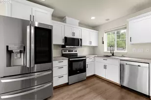 519 NE 2nd St, Battle Ground, WA 98604 - Photo 5