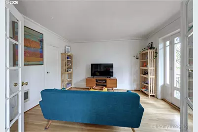 1811 NW Couch St #302, Portland, OR 97209 - Photo 23