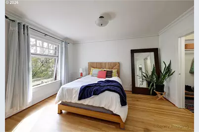 1811 NW Couch St #302, Portland, OR 97209 - Photo 21