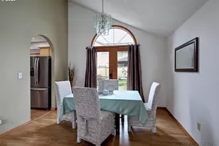 3012 SE 157th Ave, Portland, OR 97236 - Photo 5