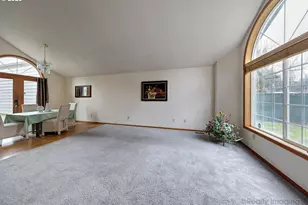 3012 SE 157th Ave, Portland, OR 97236 - Photo 3