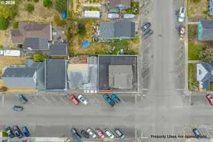 190 E 3rd St, Coquille, OR 97423 - Photo 9