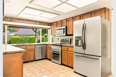 3910 NW 172nd Pl, Beaverton, OR 97006 - Photo 17
