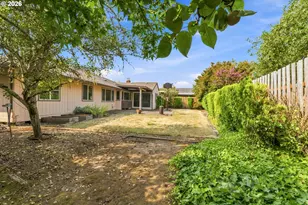 3910 NW 172nd Pl, Beaverton, OR 97006 - Photo 35