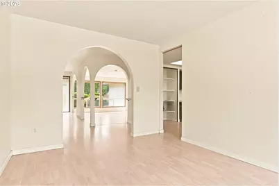 3910 NW 172nd Pl, Beaverton, OR 97006 - Photo 13