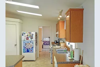 51425 SE Oak Grove Dr #65, Scappoose, OR 97056 - Photo 11