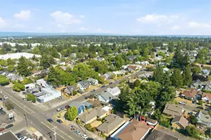 7015 NE Glisan St, Portland, OR 97213 - Photo 7