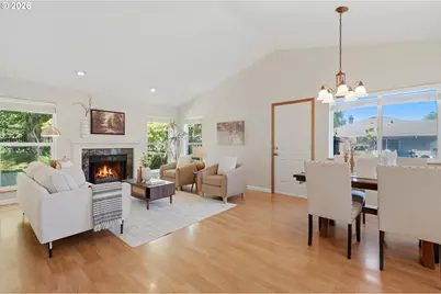 340 SW 7th St, Dundee, OR 97115 - Photo 5