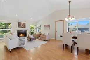 340 SW 7th St, Dundee, OR 97115 - Photo 5