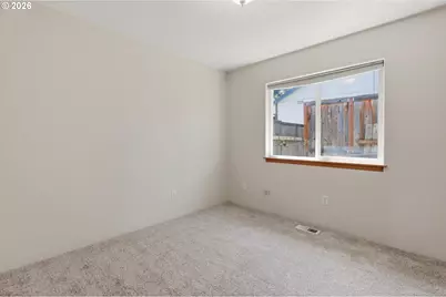 340 SW 7th St, Dundee, OR 97115 - Photo 29