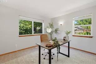 340 SW 7th St, Dundee, OR 97115 - Photo 25
