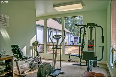 1125 58th St #86, Springfield, OR 97477 - Photo 5
