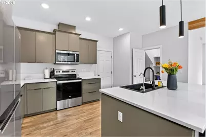 717 NE 382nd St, La Center, WA 98629 - Photo 13