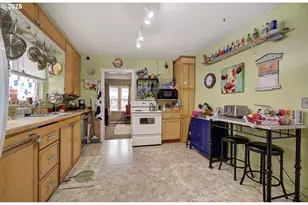 409 N Main St, Klickitat, WA 98628 - Photo 9