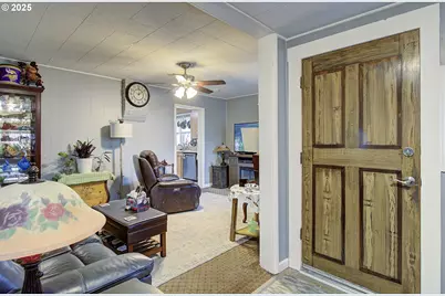 409 N Main St, Klickitat, WA 98628 - Photo 5