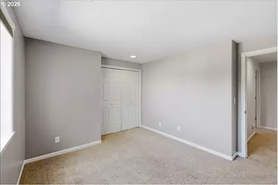 2696 Eastlake Dr, Salem, OR 97306 - Photo 33