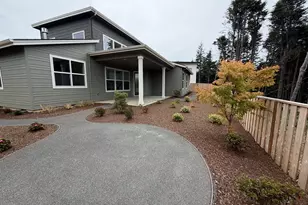 723 SE 42nd Pl, Newport, OR 97366 - Photo 29