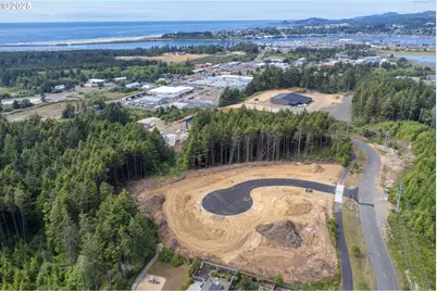 723 SE 42nd Pl, Newport, OR 97366 - Photo 31