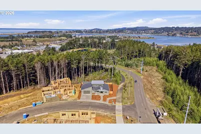 723 SE 42nd Pl, Newport, OR 97366 - Photo 33