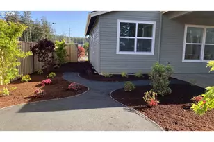 723 SE 42nd Pl, Newport, OR 97366 - Photo 25