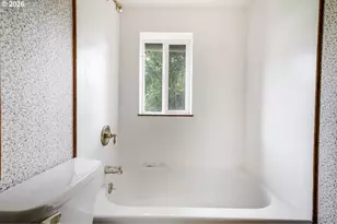 419 Wilkie St, Eugene, OR 97402 - Photo 33