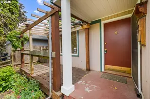 419 Wilkie St, Eugene, OR 97402 - Photo 5
