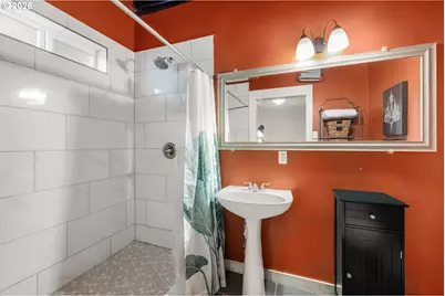 2716 SE Roswell St, Milwaukie, OR 97222 - Photo 9