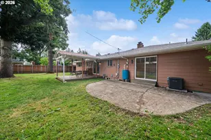 13721 SE Harrison Ct, Portland, OR 97233 - Photo 35