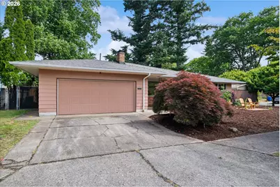 13721 SE Harrison Ct, Portland, OR 97233 - Photo 3