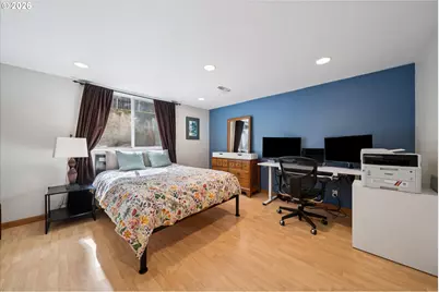 13721 SE Harrison Ct, Portland, OR 97233 - Photo 29