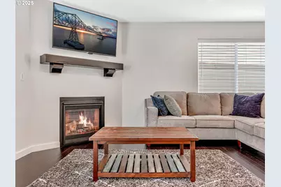 1593 SE Honeysuckle Loop, Warrenton, OR 97146 - Photo 9