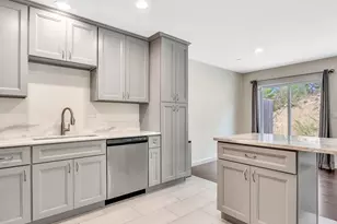 1593 SE Honeysuckle Loop, Warrenton, OR 97146 - Photo 15