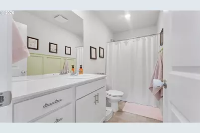 2766 V St, Springfield, OR 97477 - Photo 25