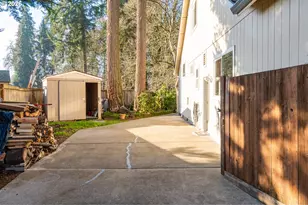 4366 Berry Ln, Eugene, OR 97404 - Photo 33