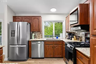 1472 SW 14th St, Gresham, OR 97080 - Photo 5