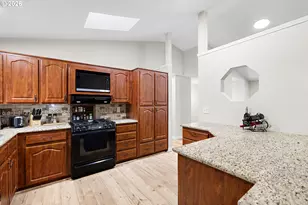 1472 SW 14th St, Gresham, OR 97080 - Photo 11