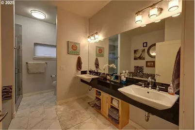 3930 Abbey Ln #A210, Astoria, OR 97103 - Photo 17