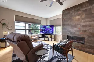 3930 Abbey Ln, Astoria, OR 97103 - Photo 15