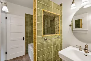 6725 N Burrage Ave, Portland, OR 97217 - Photo 17